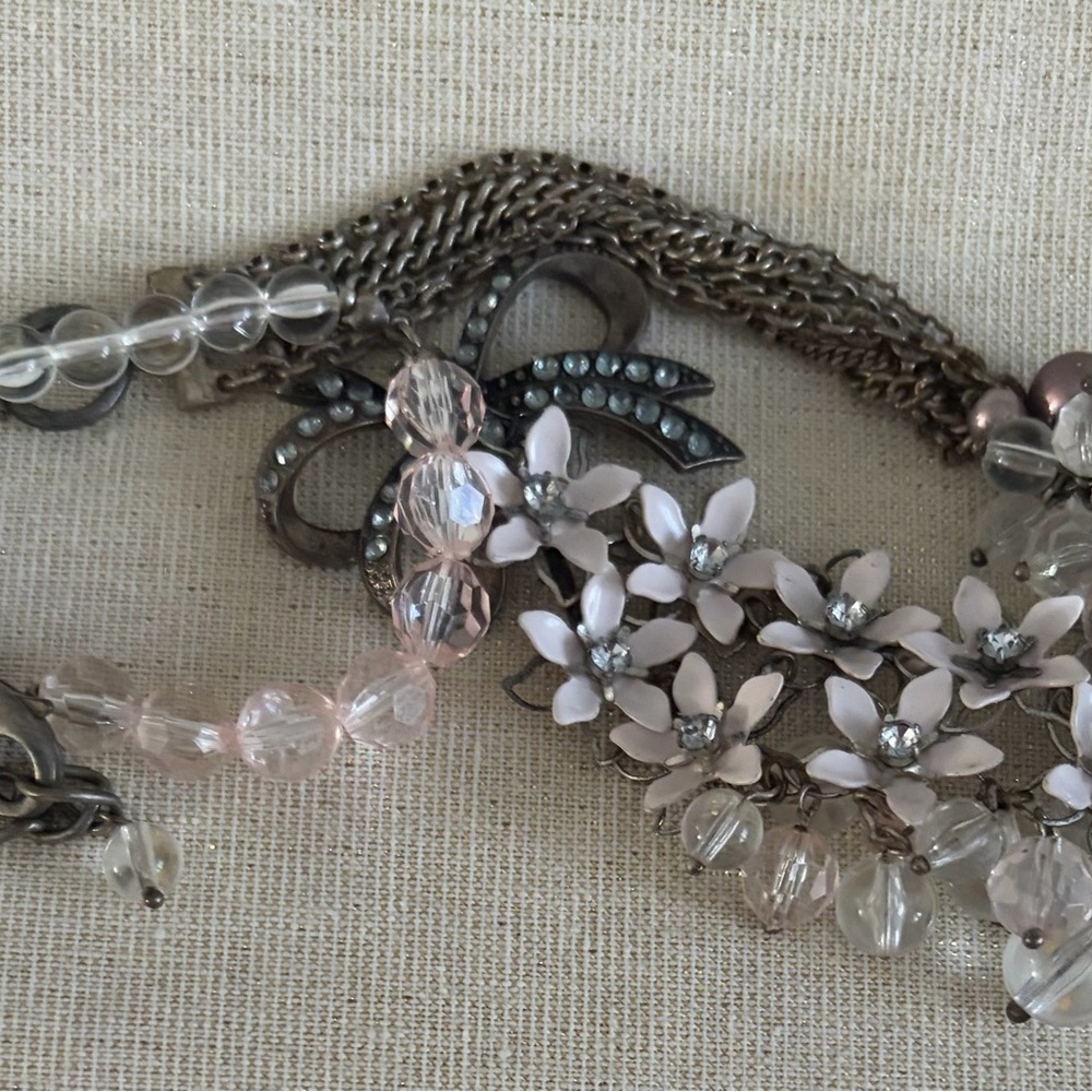 Elegant Pink & Clear Floral Statement Necklace - Designer Style - Picture 4 of 5